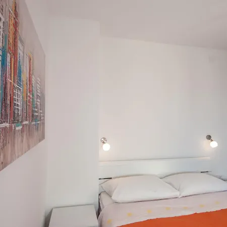 Bruna Apartment